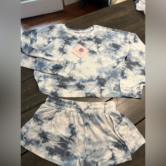 Cozy California tie dye lounge set sz Med - Picture 2 of 4